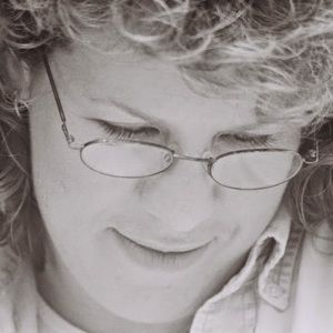 Meet your Posher, Tari